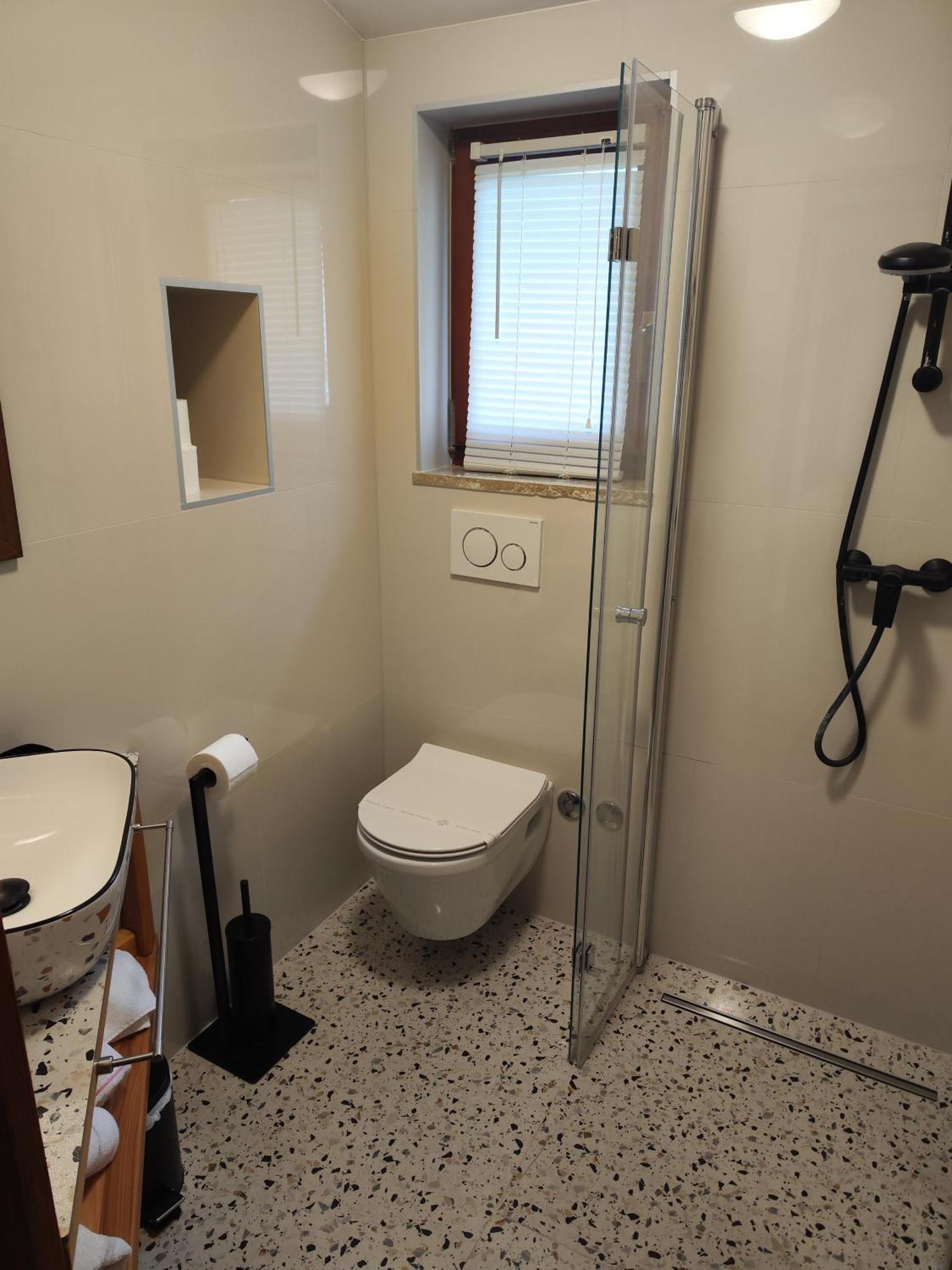 Apartments Val Ровинь Экстерьер фото