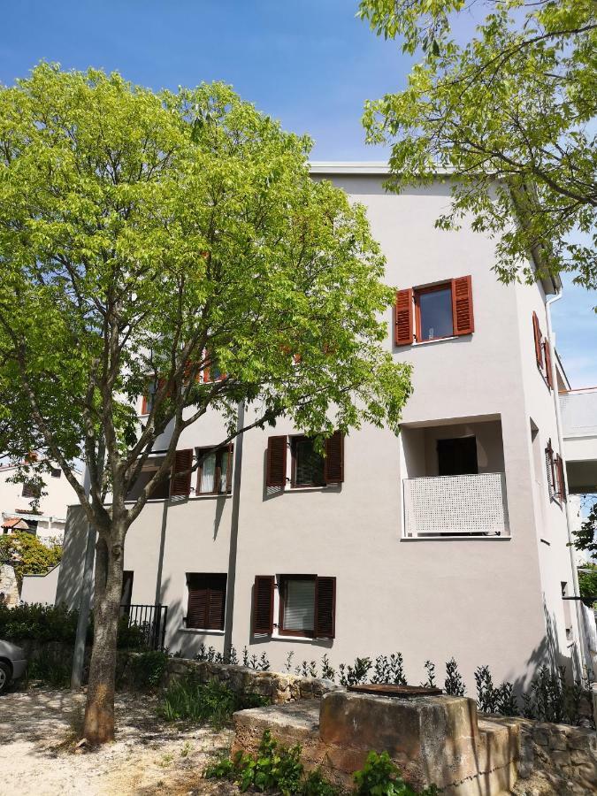 Apartments Val Ровинь Экстерьер фото