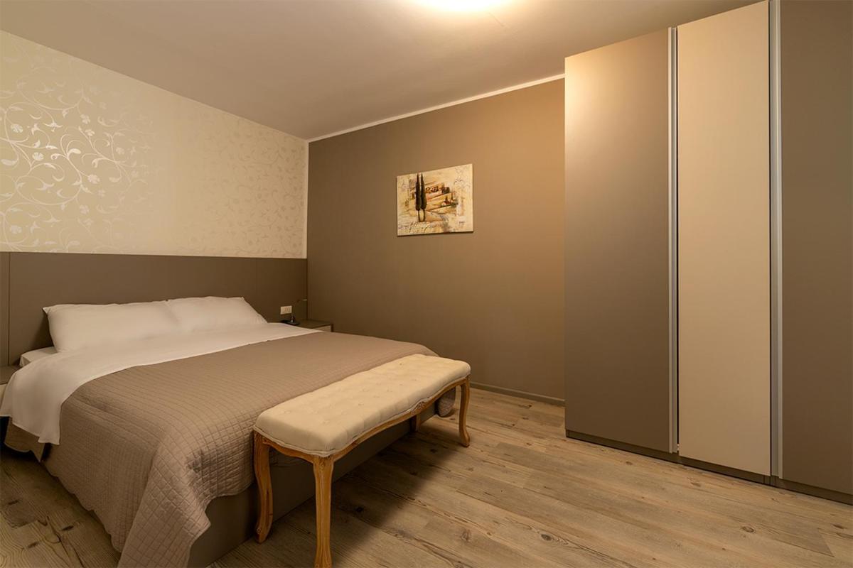 Apartments Val Ровинь Экстерьер фото