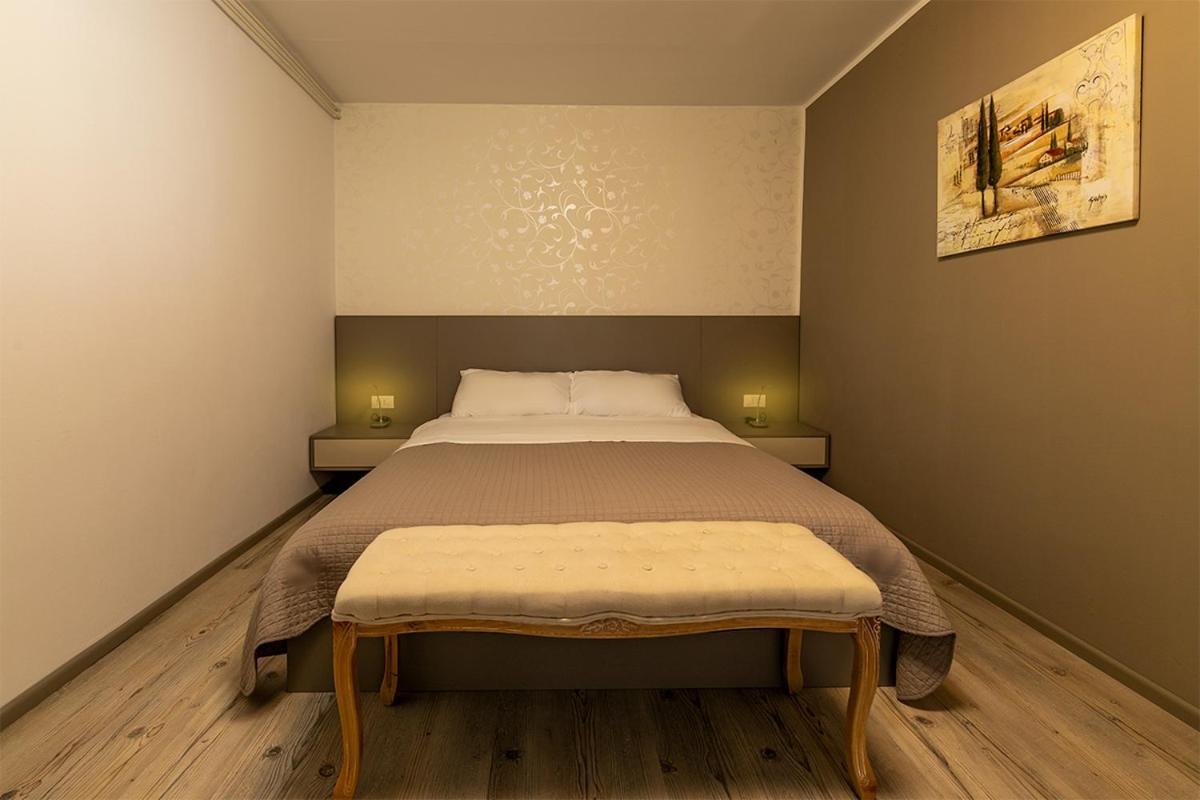 Apartments Val Ровинь Экстерьер фото